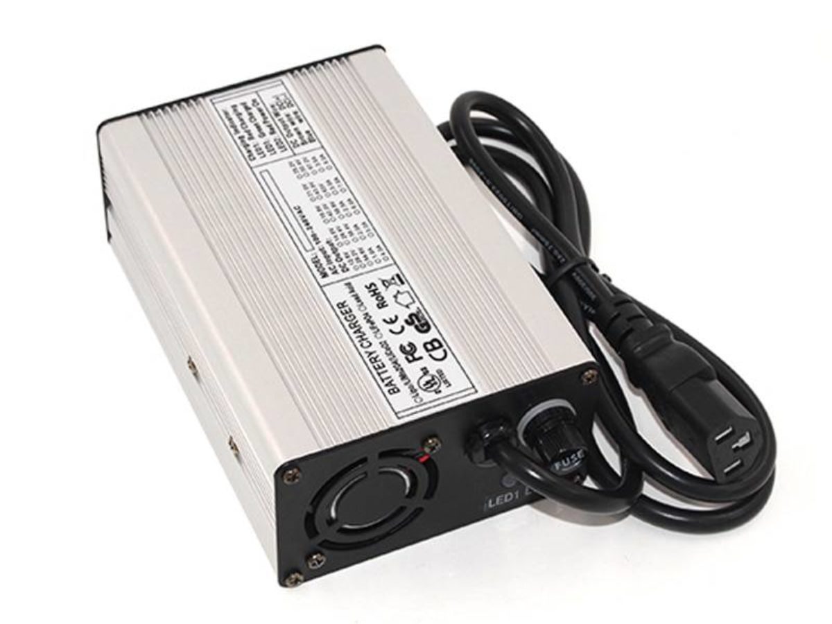 mate-x-battery-charger-2A-slow